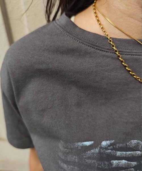 esutoreja（エストレジャ）の「グラフィックデザインTシャツ（Tシャツ/カットソー・レディース・ホワイト/チャコール・FREE）」の11枚目の写真