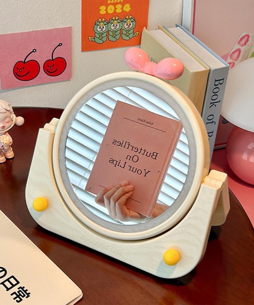 aimoha（アイモハ）の「リボン付き回転ミラー（ミラー・レディース・イエロー/ブルー・FREE）」の4枚目の写真