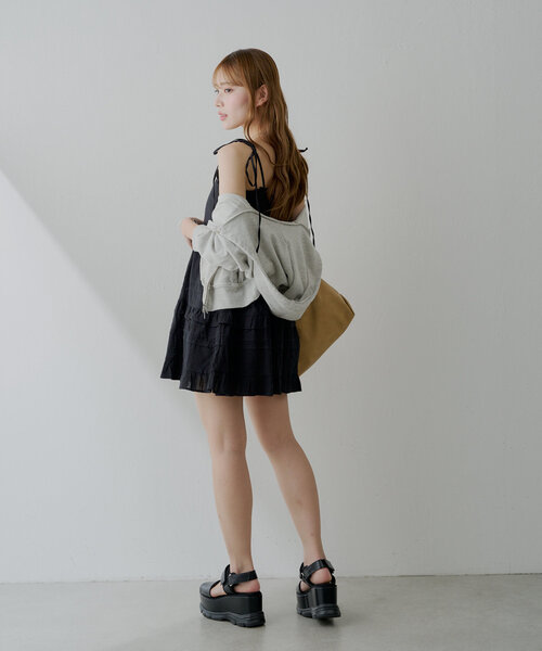 Chico(チコ)の「厚底スポーツアンクルバンドサンダル(サンダル・レディース・ブラック/ホワイト・SMALL/MEDIUM/LARGE)」の11枚目の写真