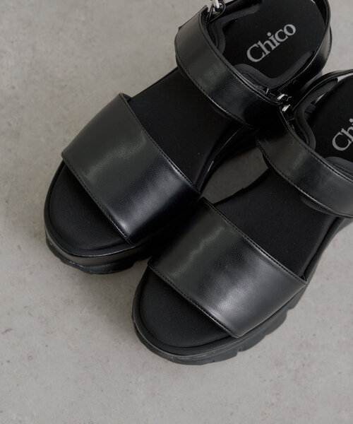 Chico(チコ)の「厚底スポーツアンクルバンドサンダル(サンダル・レディース・ブラック/ホワイト・SMALL/MEDIUM/LARGE)」の16枚目の写真