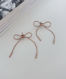 Ada.（エイダ）の「リボン モチーフ ピアス　両耳用（ピアス（両耳用））」