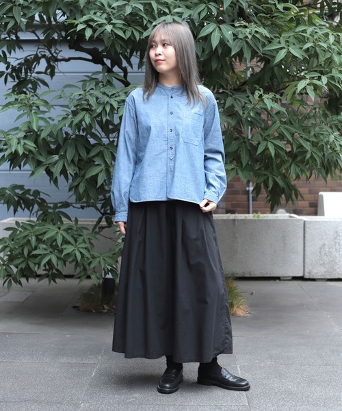 OMNIGOD（オムニゴッド）の「[OMNIGOD womens / オムニゴッド] シャンブレー スタンドカラーシャツ（シャツ/ブラウス・レディース・ネイビー・2/3）」の18枚目の写真