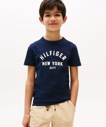 TOMMY HILFIGER | BOYS カーブドヒルフィガーグラフィックショートスリーブTシャツ(Tシャツ/カットソー)