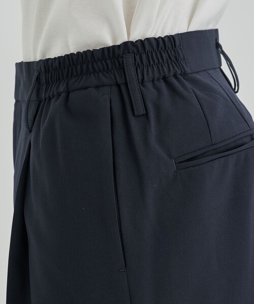 UNITED TOKYO（ユナイテッドトウキョウ）の「【完売間近！】(EC限定）COMFORT FUNCTION ワイドパンツ（スラックス・メンズ・ブラウン/ダークグレー/グレイッシュベージュ/ネイビー・2/3/1）」の20枚目の写真