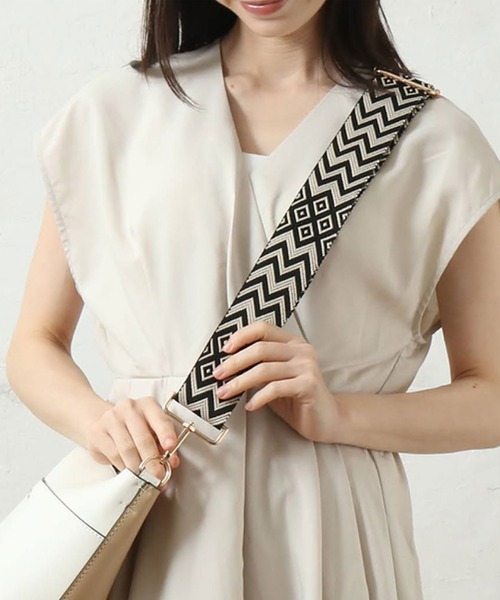 and it_（アンドイット）の「着せ替えストラップ（その他・レディース・ブラック系2/ブラック系3/ブラック系4/ブラウン系1/ブラック系1・FREE）」の3枚目の写真