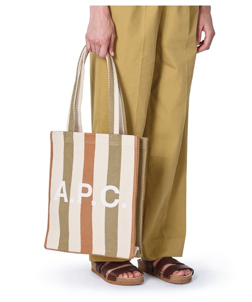 A.P.C.（アーペーセー）の「TOTE LOU（トートバッグ・レディース・カーキ・ONESIZE）」の5枚目の写真