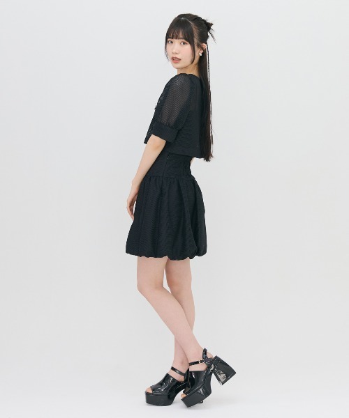 REDYAZEL（レディアゼル）の「メッシュレースショートシャツ×バルーンスカートセットアップ（セットアップ・レディース・ブラック/オフホワイト/ブルー・FREE）」の18枚目の写真