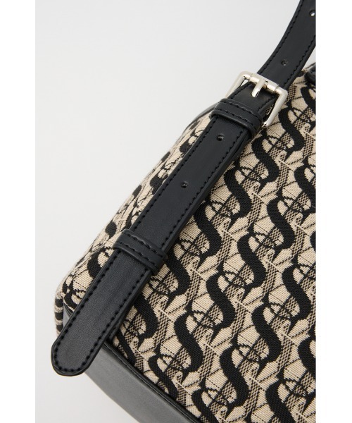 SLY(スライ)の「MONOGRAM JQ BACKPACK モノグラム ジャガード バックパック(バックパック/リュック・レディース・ブラック系その他2・FREE)」の10枚目の写真