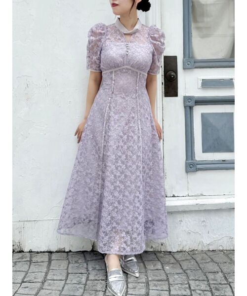 dazzlin（ダズリン）の「ネックツイスト刺繍レースドレス（ドレス・レディース・ラベンダー/ブラック/アイボリー・MEDIUM/SMALL）」の3枚目の写真