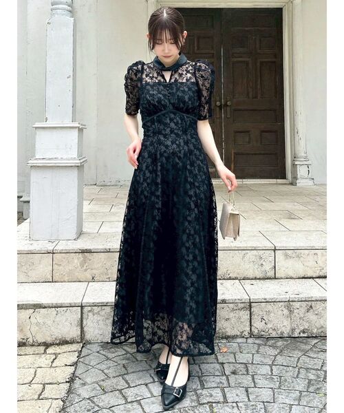セール】ネックツイスト刺繍レースドレス（ドレス）｜dazzlin