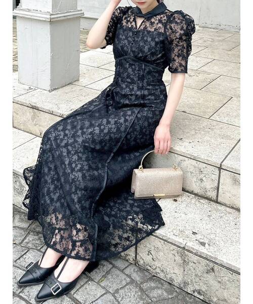 dazzlin（ダズリン）の「ネックツイスト刺繍レースドレス（ドレス・レディース・ラベンダー/ブラック/アイボリー・MEDIUM/SMALL）」の6枚目の写真