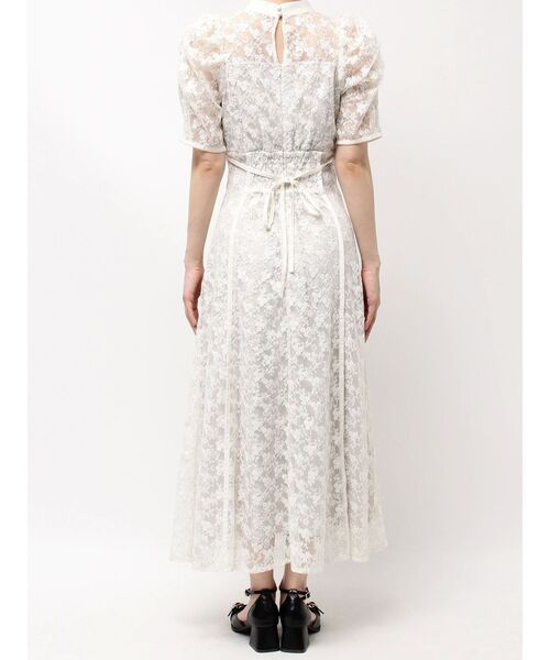 dazzlin（ダズリン）の「ネックツイスト刺繍レースドレス（ドレス・レディース・ラベンダー/ブラック/アイボリー・MEDIUM/SMALL）」の21枚目の写真