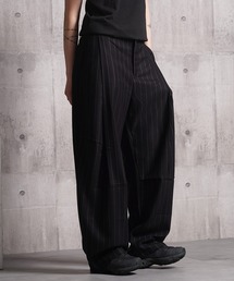 【D-LAND】ディープタック ストライプ ワイドカーブ スラックス / Deep-tuck striped wide-leg slacks