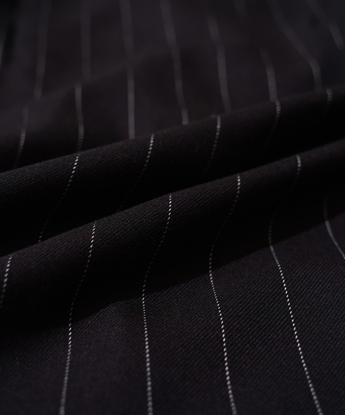 BIG CITY MARKET(ビッグシティマーケット)の「【D-LAND】ディープタック ストライプ ワイドカーブ スラックス / Deep-tuck striped wide-leg slacks(スラックス・メンズ・ブラック・L/M)」の12枚目の写真