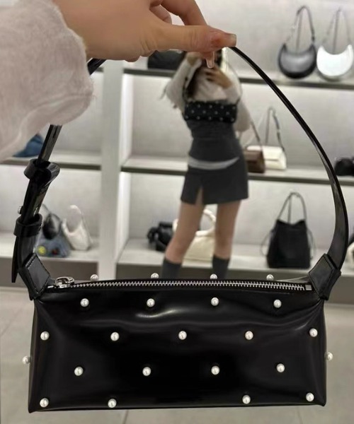 【ALDO】スタッズ＆パール〇Sirenax☆バケット型☆2wayバッグ スカルスタッズ2WAYバッグ | VOLCAN&APHRODITE