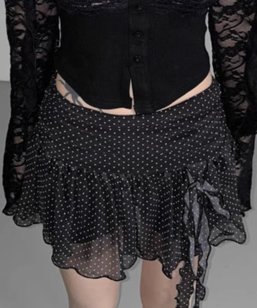 .KOM（ドットコム）の「A'GEM/9 × .kom 『.KOM/ドットケーオーエム』ドットレースミニスカート（スカート・レディース・ブラック/ホワイト・M）」の10枚目の写真