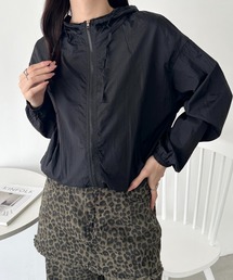 wears(ウェアーズ)の軽量マウンテンパーカー ナイロンパーカー(ナイロンジャケット)