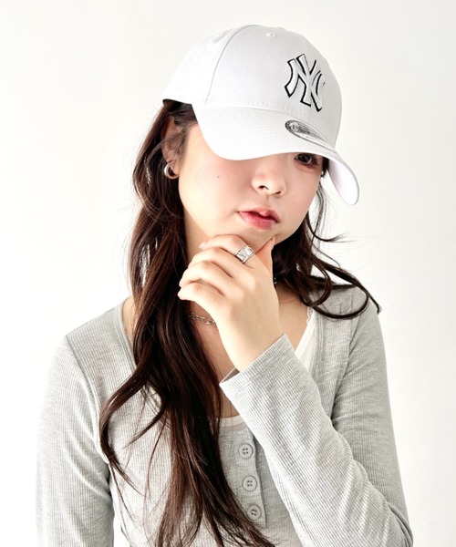 NEW ERA（ニューエラ）の「NEW ERA(ニューエラ)/MLB OUTLINE 9FORTY/ベースボール ロゴキャップ アウトライン ニューヨークヤンキース（キャップ・レディース・ネイビー/ベージュ/ホワイト/グレー/カーキ・FREE）」の14枚目の写真