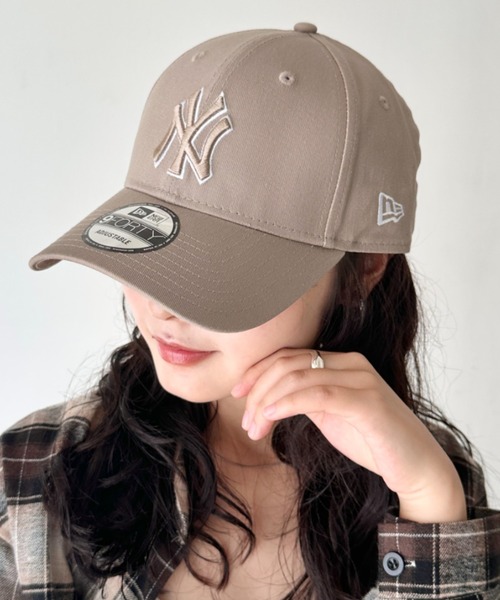 NEW ERA（ニューエラ）の「NEW ERA(ニューエラ)/MLB OUTLINE 9FORTY/ベースボール ロゴキャップ アウトライン ニューヨークヤンキース（キャップ・レディース・ネイビー/ベージュ/ホワイト/グレー/カーキ・FREE）」の16枚目の写真