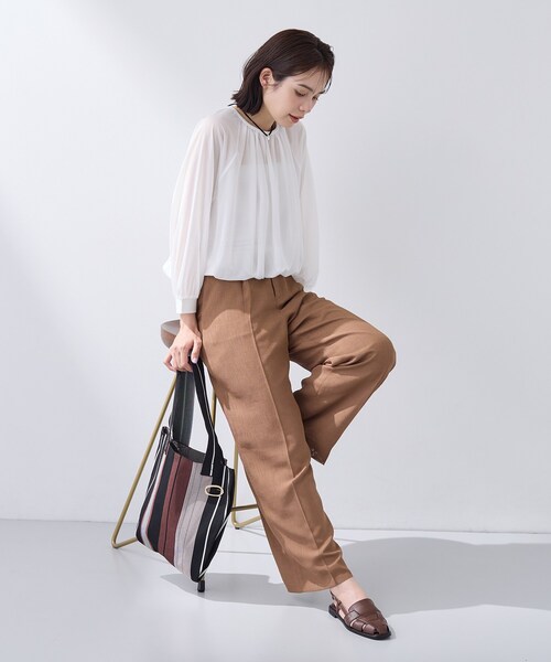 INDIVI(インディヴィ)の「【体型カバー/マシンウォッシュ対応】シアージャージトップス(Tシャツ/カットソー・レディース・ブラック/パープル/ダークグレー/ホワイト・15 /13/05/38/34)」の7枚目の写真