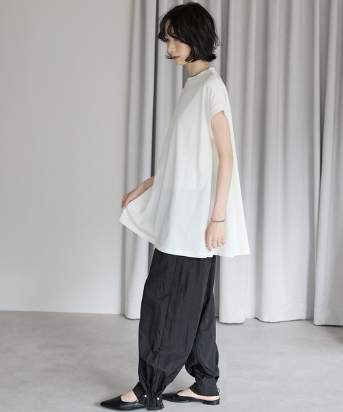 amini（アミニ）の「接触冷感フレンチスリーブフレア　Tシャツ（Tシャツ/カットソー・レディース・ブルー/チャコールグレー/ライトピンク/ブラック/ホワイト・MEDIUM）」の9枚目の写真