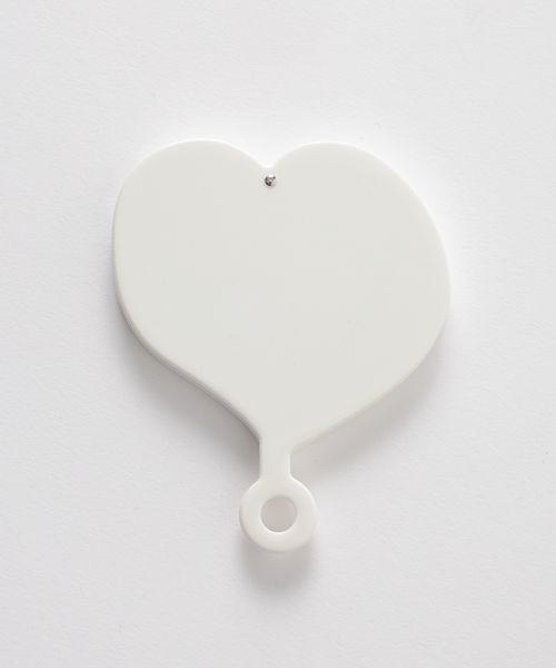 JEANASIS（ジーナシス）の「ハートミラー&クシSET/577849（手鏡/メイクミラー・レディース・ホワイト/ブラック・FREE）」の6枚目の写真