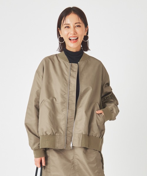 ever closet(エバークローゼット)の「撥水 MA-1 ブルゾン(ブルゾン・レディース・ブラック/カーキ・F)」の2枚目の写真
