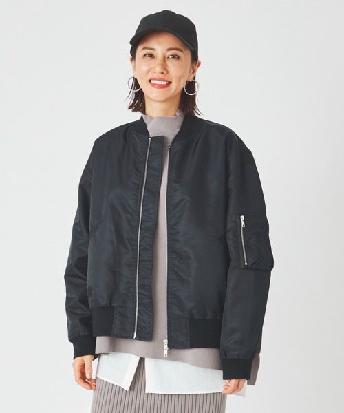 ever closet(エバークローゼット)の「撥水 MA-1 ブルゾン(ブルゾン・レディース・ブラック/カーキ・F)」の1枚目の写真