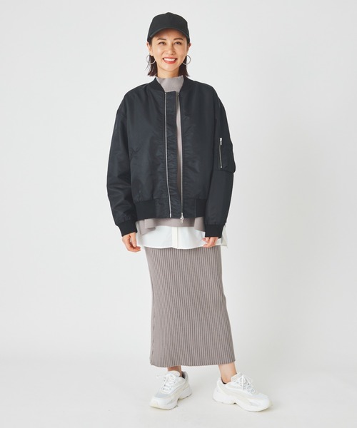 ever closet(エバークローゼット)の「撥水 MA-1 ブルゾン(ブルゾン・レディース・ブラック/カーキ・F)」の3枚目の写真