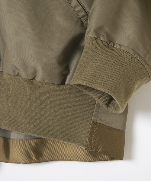 ever closet(エバークローゼット)の「撥水 MA-1 ブルゾン(ブルゾン・レディース・ブラック/カーキ・F)」の19枚目の写真