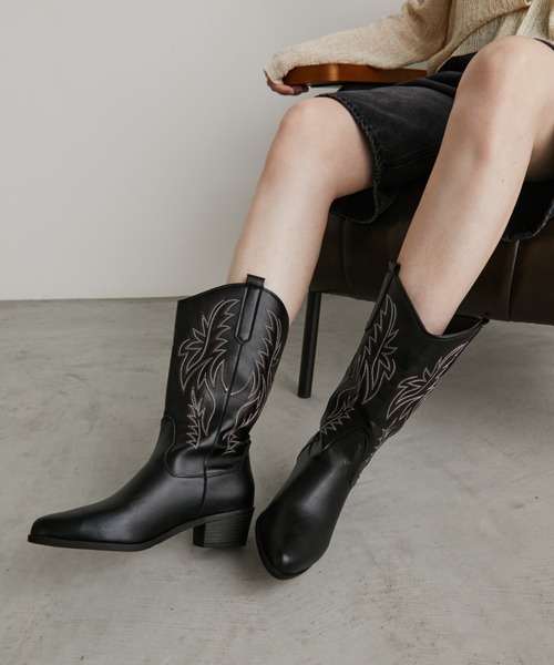 Auntie Rosa Holiday（アンティローザホリデー）の「ミドルウエスタンブーツ（ブーツ・レディース・ブラック・37/39）」の2枚目の写真