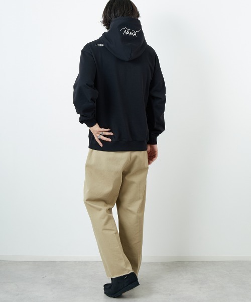 NANGA（ナンガ）の「[NANGA/ナンガ] 別注 フードロゴ刺繍 スウェットパーカー（パーカー・レディース・グレー/ブラック・S/M/L）」の6枚目の写真