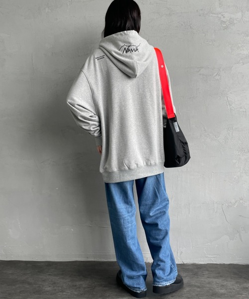 NANGA（ナンガ）の「[NANGA/ナンガ] 別注 フードロゴ刺繍 スウェットパーカー（パーカー・レディース・グレー/ブラック・S/M/L）」の8枚目の写真