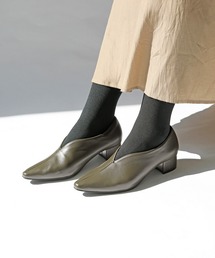 RiiiKa（リーカ）の「【RiiiKa/リーカ】Ｖカットスクエアトゥパンプス（パンプス）」