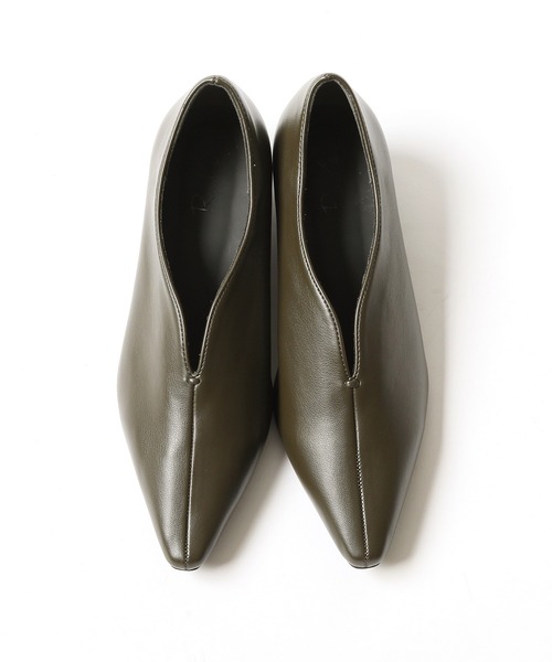 RiiiKa（リーカ）の「【RiiiKa/リーカ】Ｖカットスクエアトゥパンプス（パンプス・レディース・カーキ/ブラック/ガンメタ・S/M/L/LL）」の12枚目の写真