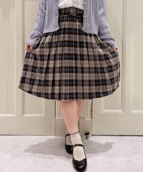 F i.n.t（フィント）の「太ベルト付きプリーツスカート/fint フィント（スカート・レディース・グリーン/ブラウン/グレー・FREE）」の4枚目の写真