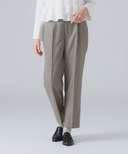 EFFE BEAMS(エッフェビームス)の「1タック パンツ(スラックス・レディース・チャコールグレー/ブラウン・36/38/40)」の18枚目の写真
