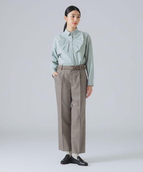 EFFE BEAMS(エッフェビームス)の「1タック パンツ(スラックス・レディース・チャコールグレー/ブラウン・36/38/40)」の19枚目の写真