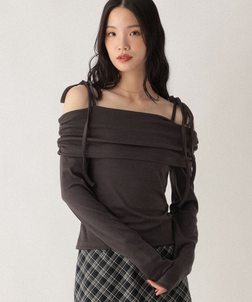 Heather(ヘザー)の「肩リボンオフショルカットソー 590332(Tシャツ/カットソー・レディース・ブラック/チャコールグレー/グレー・FREE)」の1枚目の写真