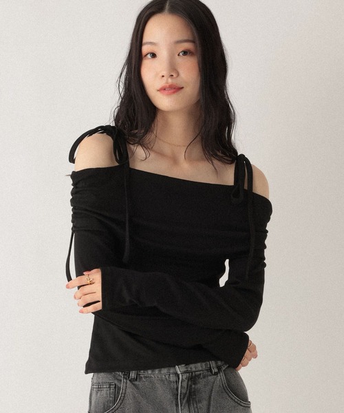 Heather(ヘザー)の「肩リボンオフショルカットソー 590332(Tシャツ/カットソー・レディース・ブラック/チャコールグレー/グレー・FREE)」の3枚目の写真