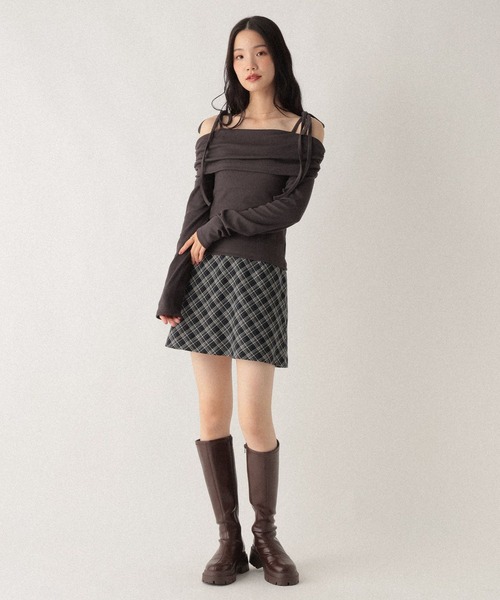 Heather(ヘザー)の「肩リボンオフショルカットソー 590332(Tシャツ/カットソー・レディース・ブラック/チャコールグレー/グレー・FREE)」の4枚目の写真