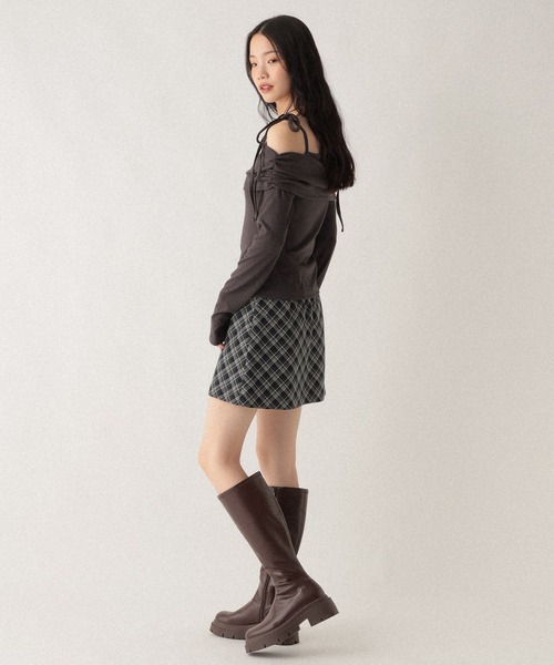 Heather(ヘザー)の「肩リボンオフショルカットソー 590332(Tシャツ/カットソー・レディース・ブラック/チャコールグレー/グレー・FREE)」の6枚目の写真