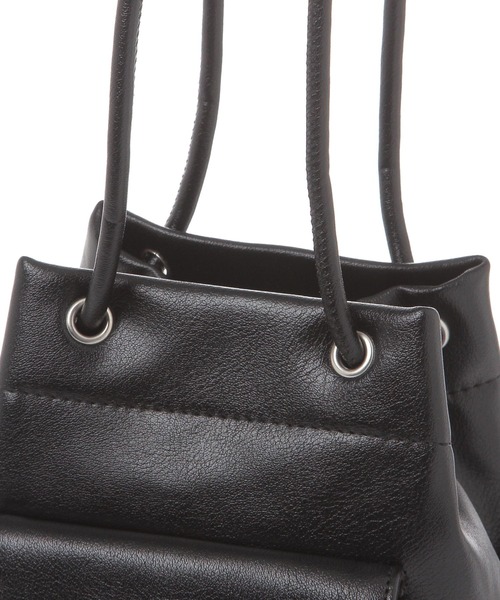 LAKOLE（ラコレ）の「フラップポケットボンサック / 577444（ハンドバッグ・メンズ・ブラック・FREE）」の5枚目の写真