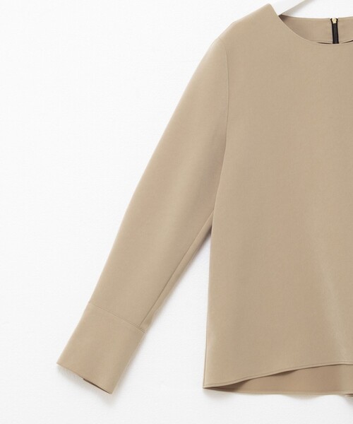 NOLLEY’S（ノーリーズ）の「《セットアップ対応》ウォッシャブルストレッチギャババックフレアブラウス（シャツ/ブラウス・レディース・ブラック/ベージュ・38）」の20枚目の写真