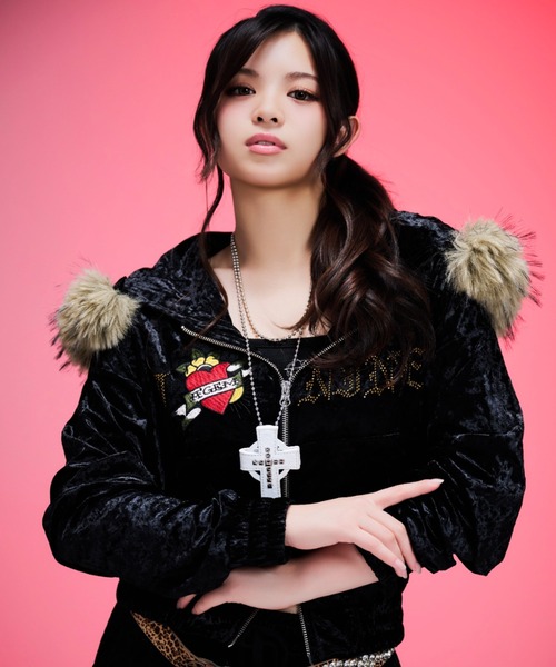 A'GEM/9 × .kom 『A'GEM/9/エージェムナイン』 Ed Hardy ベロア