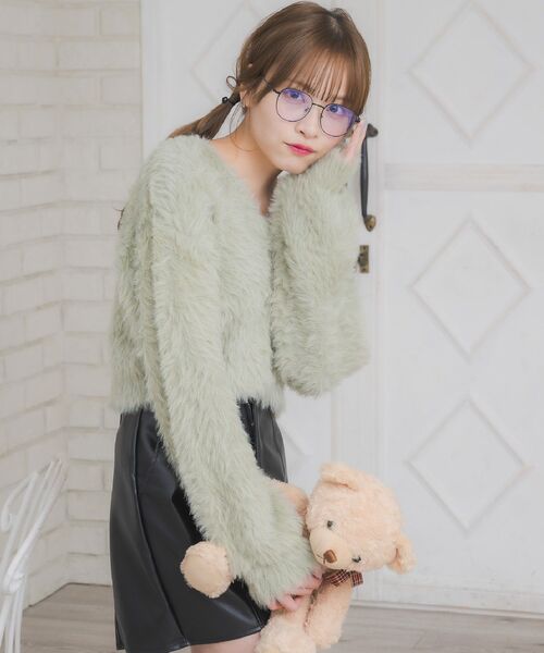 ems excite（エムズエキサイト）の「キラキラシャギーカーデ（カーディガン/ボレロ・レディース・チャコールグレー/オフホワイト/ピンク/グリーン・FREE）」の22枚目の写真