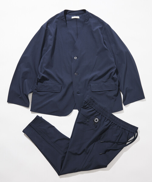 FREAK'S STORE（フリークスストア）の「限定展開 ALL WEATHER ACTIVE WEAR/オールウェザーアクティブウェア リラックスフィット ノーカラージャケットセットアップ/ワイドパンツ（ノーカラージャケット・メンズ・チャコールグレー/ブラック/ネイビー/グレイッシュベージュ・SMALL/MEDIUM/LARGE）」の5枚目の写真