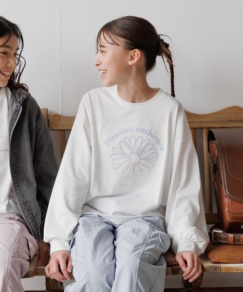 GLOBAL WORK（グローバルワーク）の「ヘビロッTEE/モチーフ長袖/579701（Tシャツ/カットソー・キッズ・ホワイト/チャコールグレー/ブルー系その他/パープル系その他/ホワイト系その他2・130cm/140cm/150cm/160cm）」の21枚目の写真