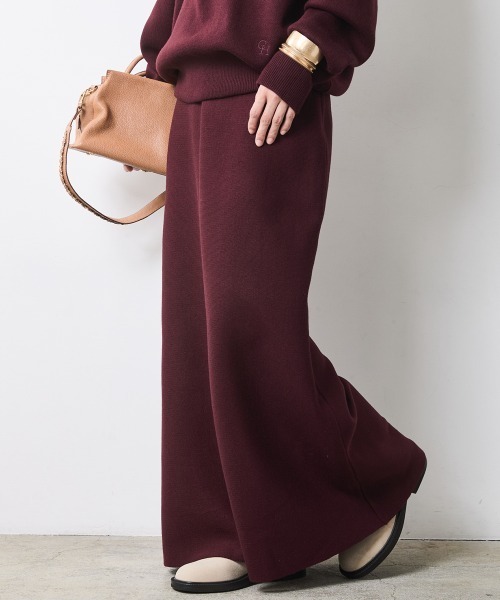 CHIC STYLE（シックスタイル）の「ニットナローマキシスカート＜大きいサイズ有＞シックスタイル（スカート・レディース・ボルドー/グレー/ブラック/アイボリー・L/M/3L/LL/5L/4L）」の4枚目の写真