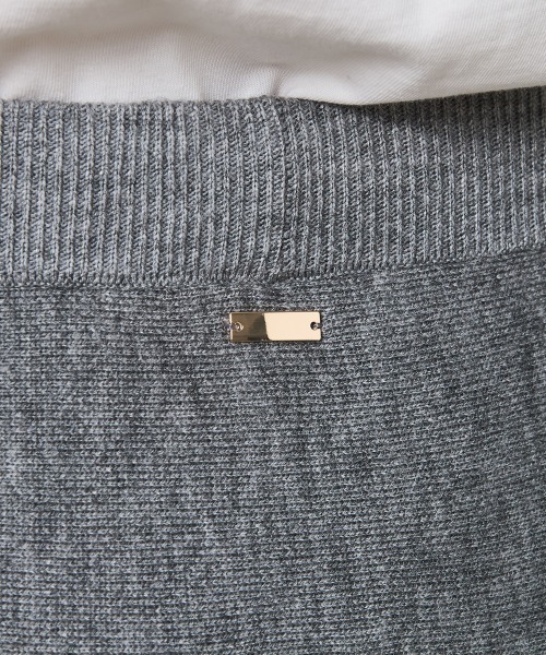 CHIC STYLE（シックスタイル）の「ニットナローマキシスカート＜大きいサイズ有＞シックスタイル（スカート・レディース・ボルドー/グレー/ブラック/アイボリー・L/M/3L/LL/5L/4L）」の18枚目の写真